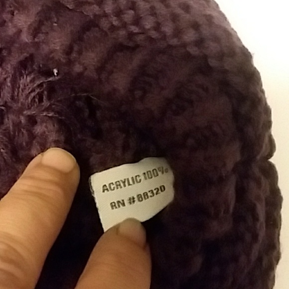 C.C Exclusive hat - Picture 3 of 5